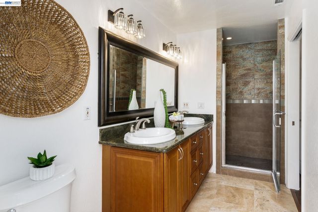 7731 Frederiksen Ln, Dublin, CA 94568