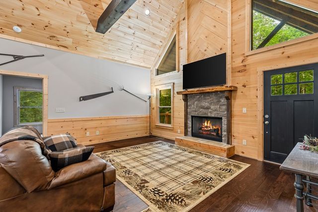 154 Nexus Court, Ellijay, GA 30540