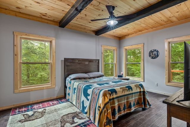 154 Nexus Court, Ellijay, GA 30540