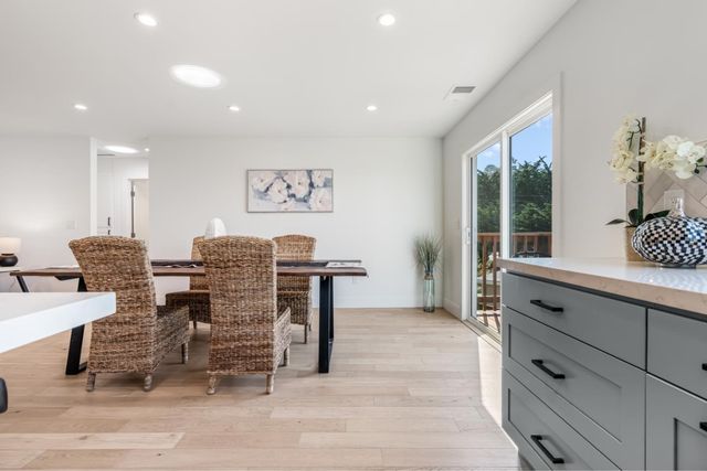 580 Paloma Avenue, Pacifica, CA 94044