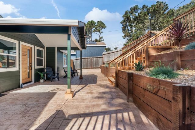 580 Paloma Avenue, Pacifica, CA 94044