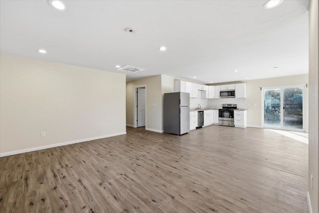 6429 Timber Dr, Nine Mile Falls, WA 99026
