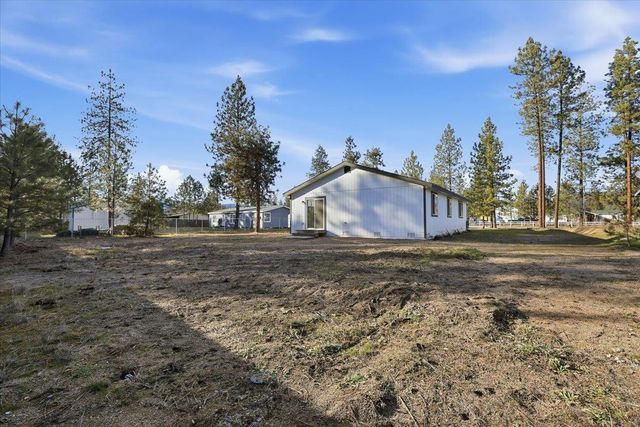 6429 Timber Dr, Nine Mile Falls, WA 99026