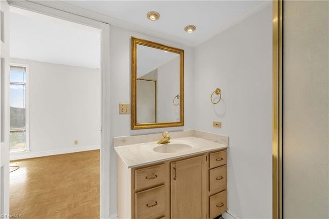 1101 N Elm Street 802, Greensboro, NC 27401