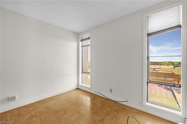 1101 N Elm Street 802, Greensboro, NC 27401