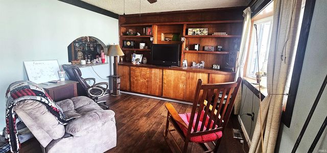 132 N Kentucky Avenue, Chandler, IN 47610