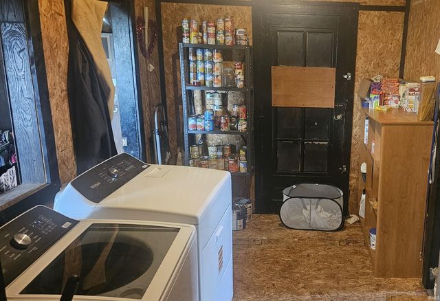 132 N Kentucky Avenue, Chandler, IN 47610