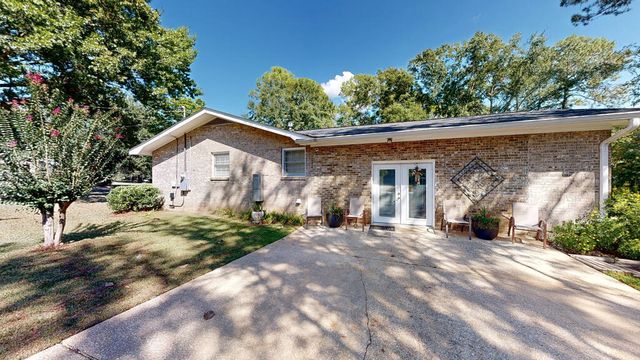 2600 Evans Drive, Dothan, AL 36303