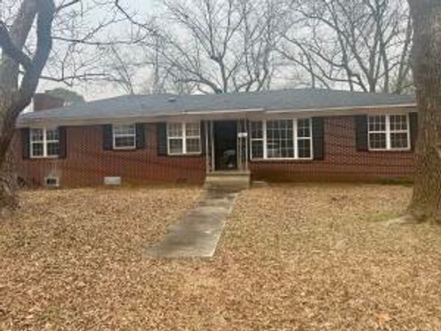 209 S Quanah Avenue, Russellville, AR 72801