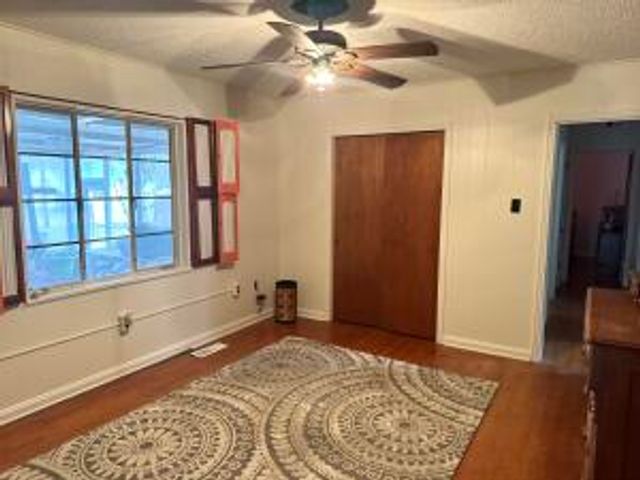 209 S Quanah Avenue, Russellville, AR 72801