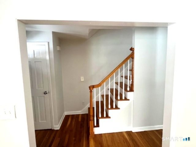 3 Woodley Lane, Norwalk, CT 06851