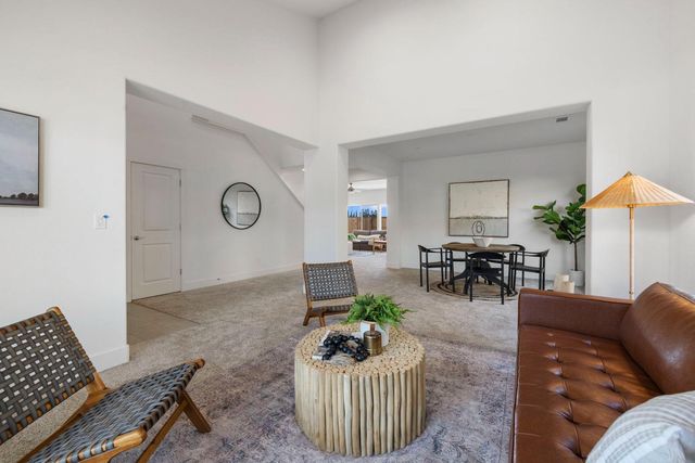 1235 Heavenly Cir, Stockton, CA 95209