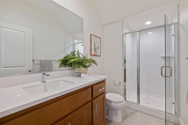 1235 Heavenly Cir, Stockton, CA 95209
