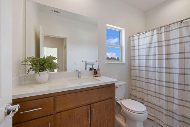 1235 Heavenly Cir, Stockton, CA 95209