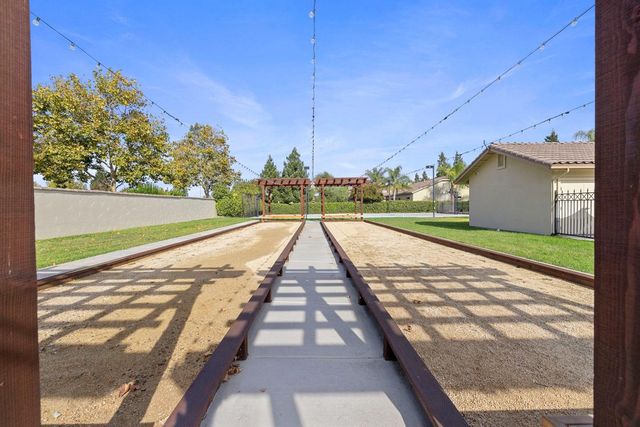 1235 Heavenly Cir, Stockton, CA 95209