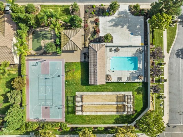 1235 Heavenly Cir, Stockton, CA 95209