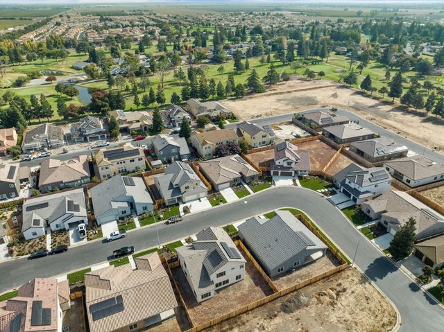 1235 Heavenly Cir, Stockton, CA 95209
