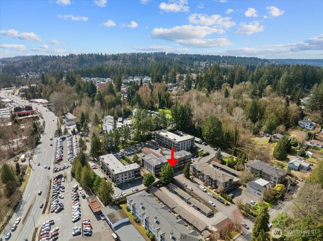 9517 NE 180th Street #B104, Bothell, WA 98011