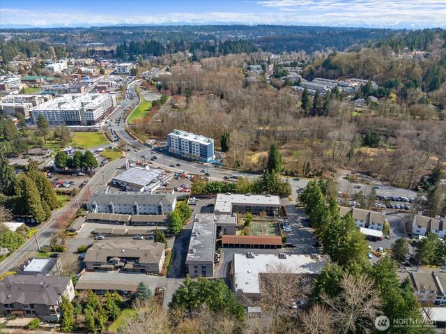 9517 NE 180th Street #B104, Bothell, WA 98011