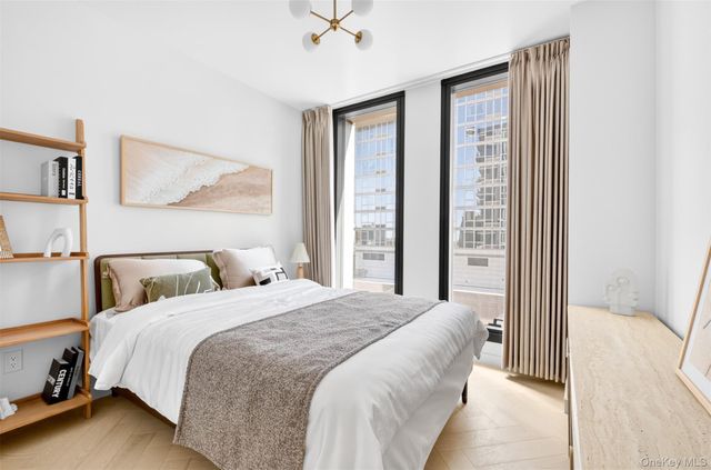 133-25 37TH Avenue 6F, Flushing, NY 11354