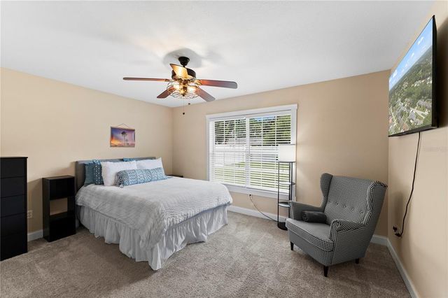 15 ESSINGTON LANE, Palm Coast, FL 32164