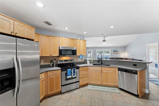 15 ESSINGTON LANE, Palm Coast, FL 32164