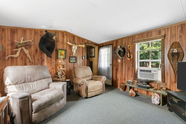 38 Pine Street, Hinsdale, NH 03451