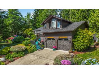 209 W BEACON HILL Dr, Longview, WA 98632