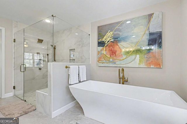 7070 Glenridge Drive, Atlanta, GA 30328