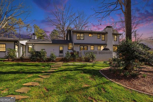 7070 Glenridge Drive, Atlanta, GA 30328