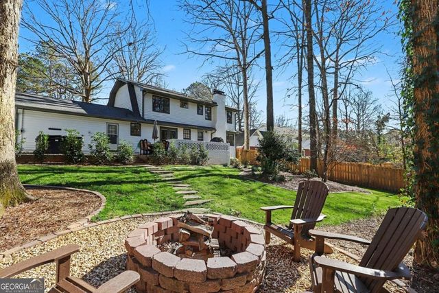 7070 Glenridge Drive, Atlanta, GA 30328