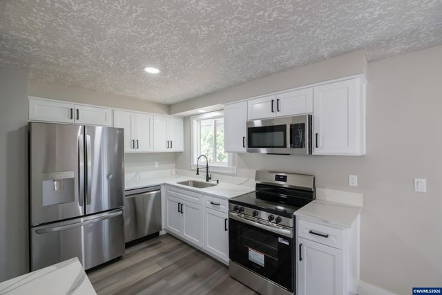 4637 Adobe St SE, Salem, OR 97317