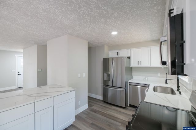 4637 Adobe St SE, Salem, OR 97317