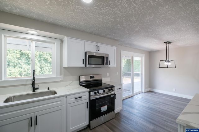 4637 Adobe St SE, Salem, OR 97317