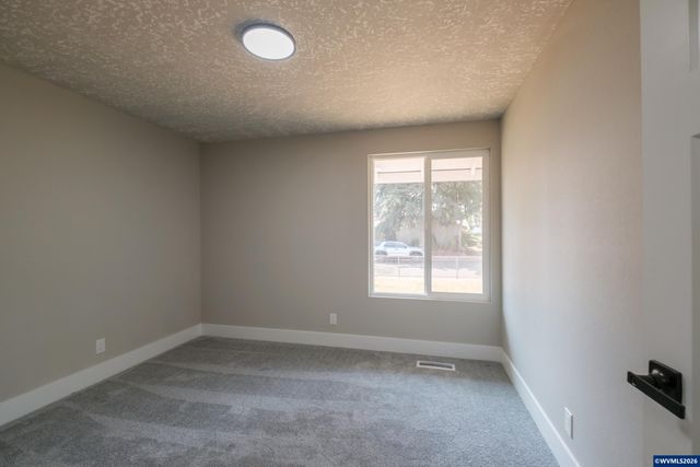 4637 Adobe St SE, Salem, OR 97317