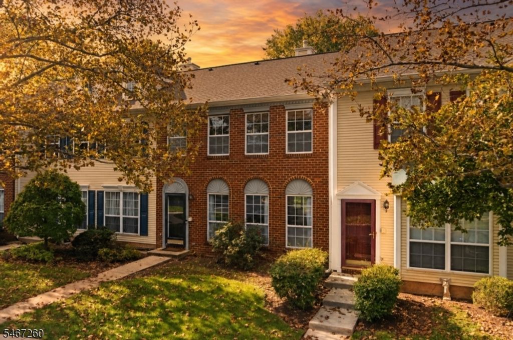 5 Hudson Ct, Franklin Twp., NJ 08823 — exterior