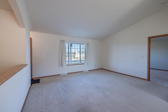 2256 FALCON CREST COURT, Kronenwetter, WI 54455