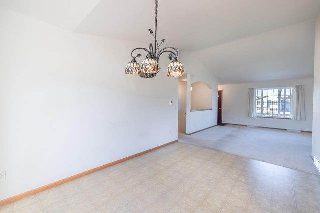 2256 FALCON CREST COURT, Kronenwetter, WI 54455