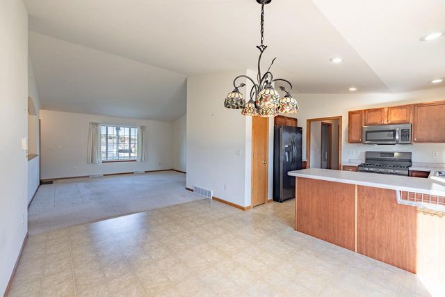 2256 FALCON CREST COURT, Kronenwetter, WI 54455