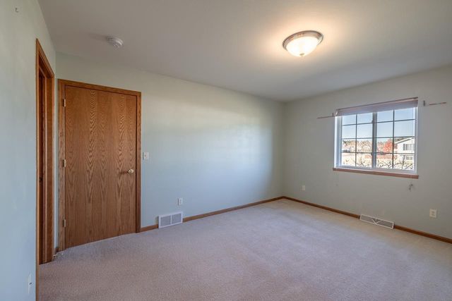 2256 FALCON CREST COURT, Kronenwetter, WI 54455