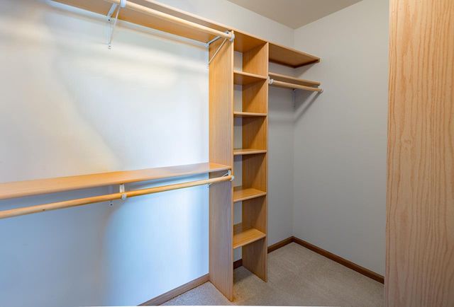 2256 FALCON CREST COURT, Kronenwetter, WI 54455