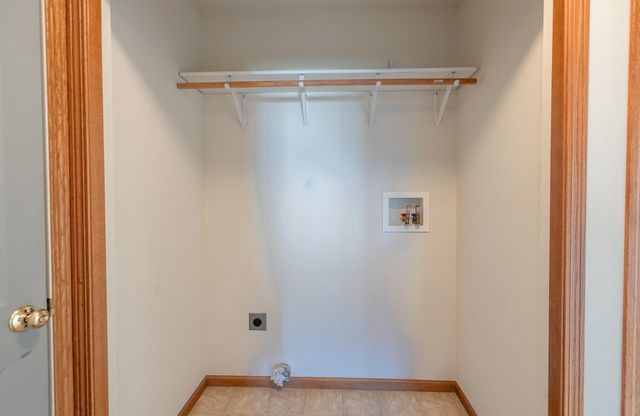 2256 FALCON CREST COURT, Kronenwetter, WI 54455