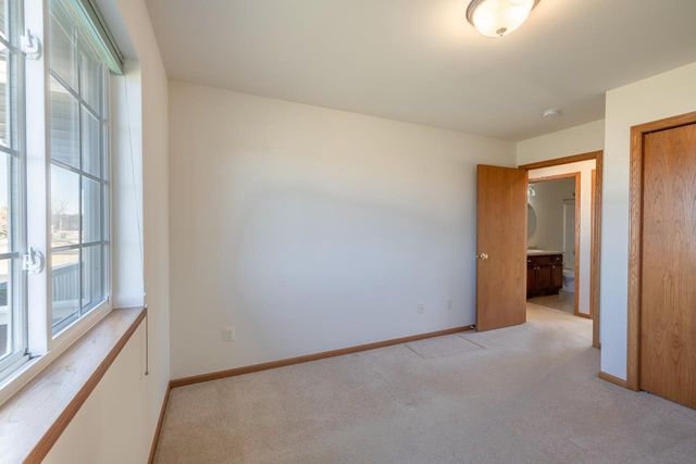 2256 FALCON CREST COURT, Kronenwetter, WI 54455