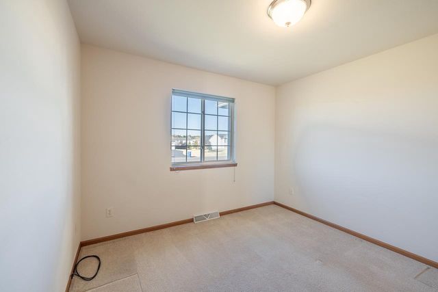 2256 FALCON CREST COURT, Kronenwetter, WI 54455