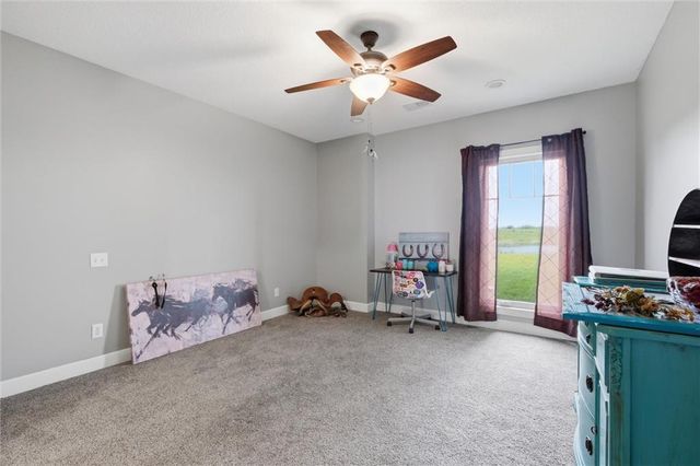 33793 219th Street, Easton, KS 66020