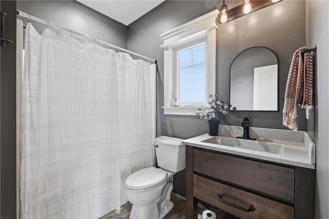 33793 219th Street, Easton, KS 66020