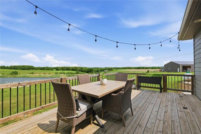 33793 219th Street, Easton, KS 66020