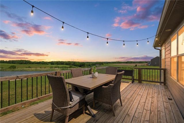 33793 219th Street, Easton, KS 66020