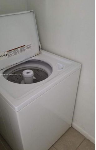 399 NW 72nd Ave 305, Miami, FL 33126