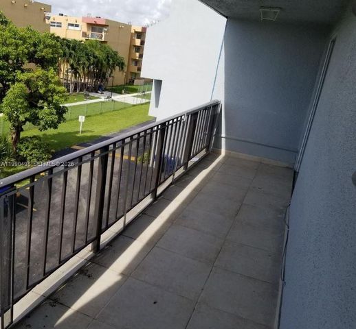399 NW 72nd Ave 305, Miami, FL 33126